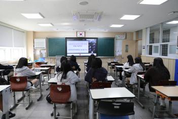 2021�г⵵ �ܴ�μӰ����б� �𱳹湮�ǳ�... ÷���̹���