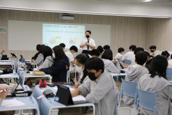 4���� �������� ���Ѱܷ� ������ ��������(... ÷���̹���