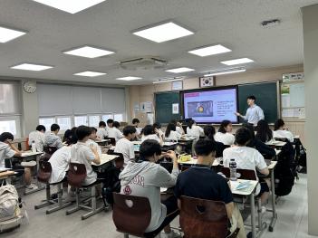 2024�� �б��� ã�ư��� �뵿�α� �� ����Ž... ÷���̹���